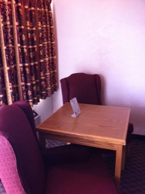 Motel 8 Rock Springs Extérieur photo